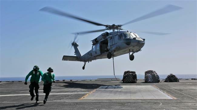 MH-60S-Hawk_Mendarat_di_US_Navy