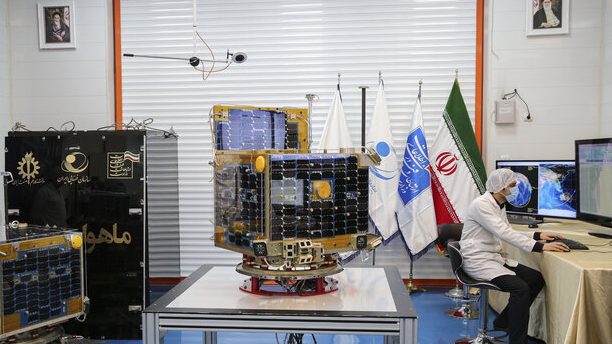 Transmisi Gambar Syahid Soleimani jadi Misi Pertama Satelit Zafar Iran