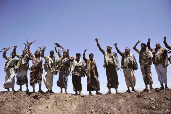 Detik-detik Houthi Bebaskan Kota Strategis di Utara Yaman