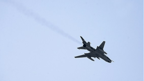 IRGC Lengkapi Jet Tempur Su-22 dengan Rudal Canggih Produk dalam Negeri