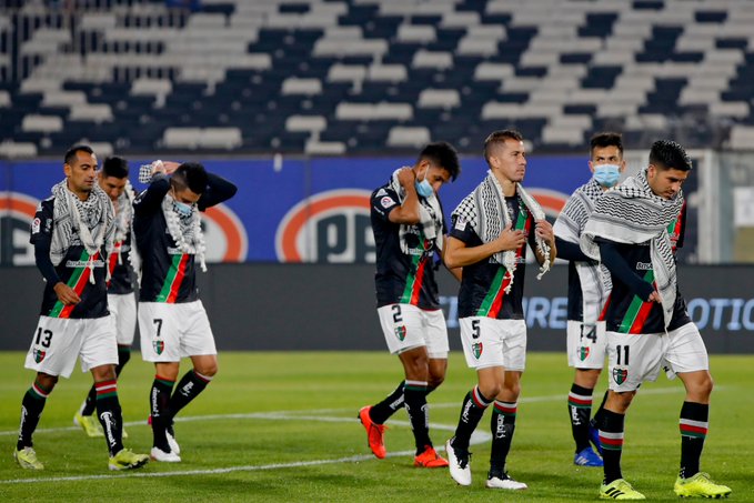 Pemain Klub Sepakbola di Chili Kenakan Kuffiyeh Dukung Palestina