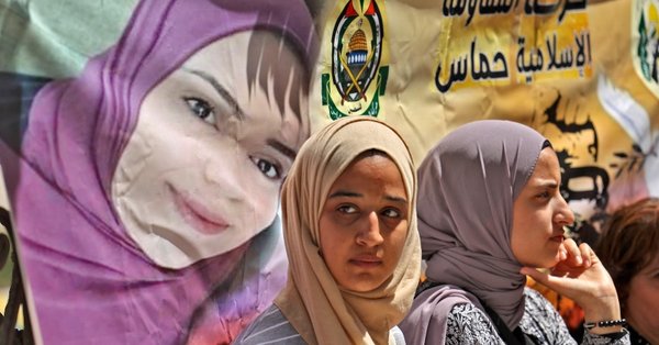 Wanita Palestina yang Hamil Tua Dibebaskan dari Penjara Israel